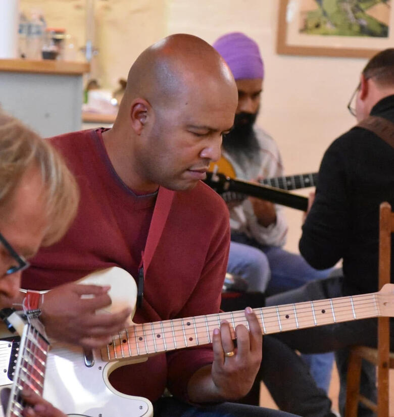 Guitar lessons rugby Daventry Northampton professional online music coaching